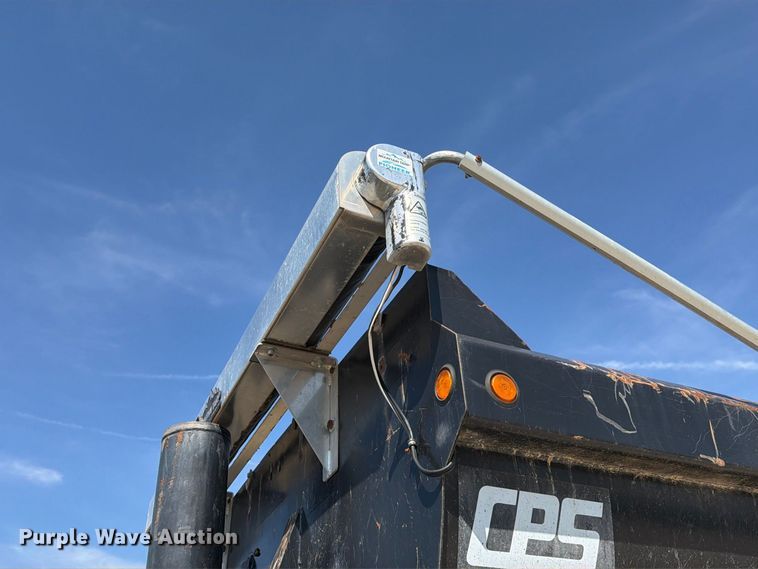 image for item DZ4859 2010 Manac HRS28 end dump trailer
