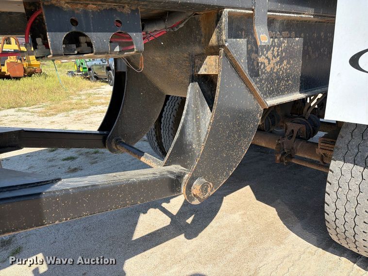 image for item DZ4859 2010 Manac HRS28 end dump trailer