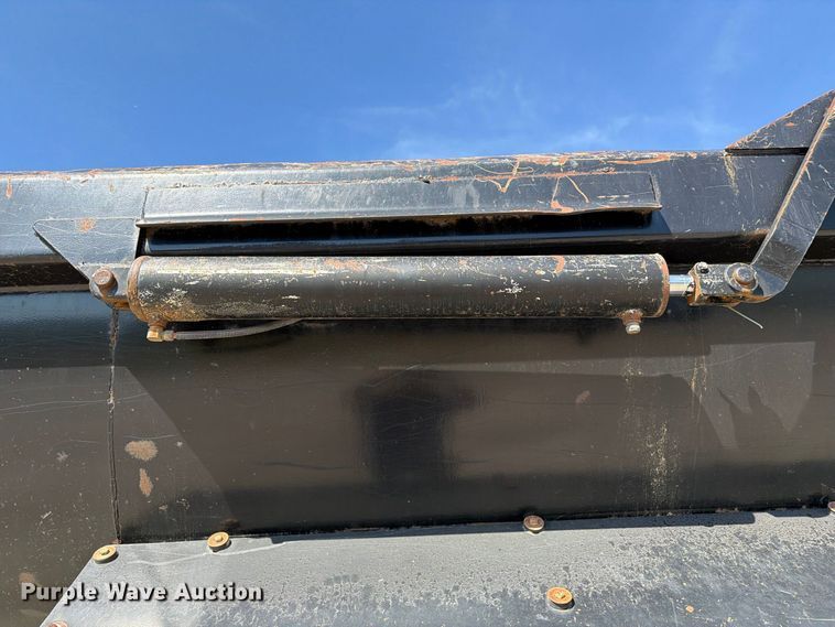 image for item DZ4859 2010 Manac HRS28 end dump trailer