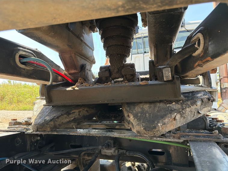 image for item DZ4859 2010 Manac HRS28 end dump trailer