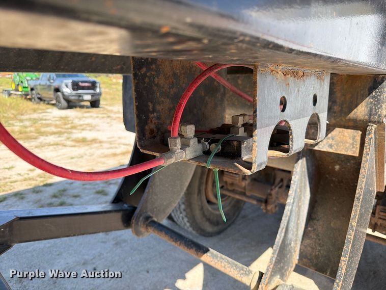 image for item DZ4859 2010 Manac HRS28 end dump trailer
