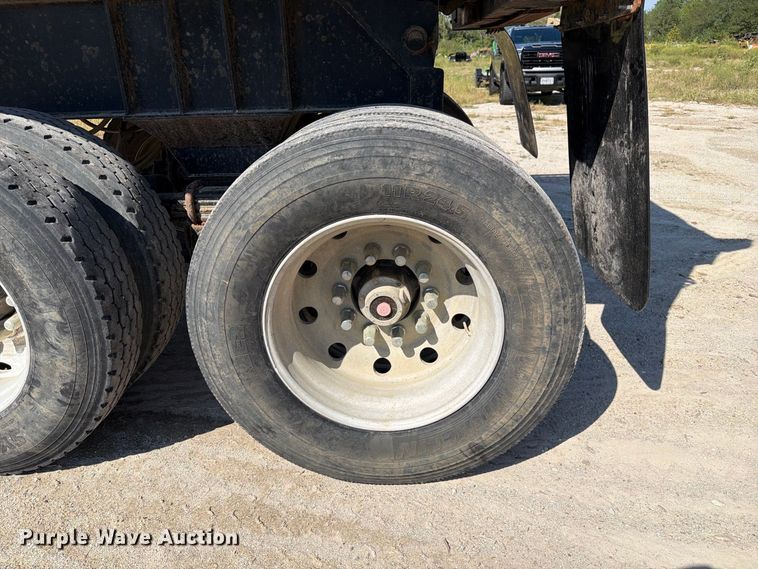 image for item DZ4859 2010 Manac HRS28 end dump trailer