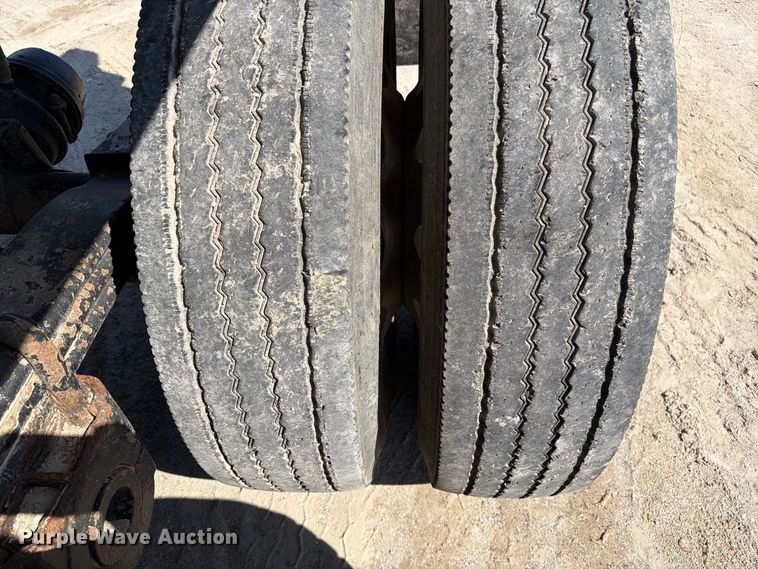 image for item DZ4859 2010 Manac HRS28 end dump trailer