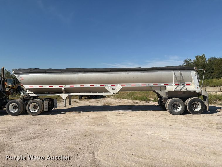 image for item DZ4860 2013 Travis S/97 end dump trailer