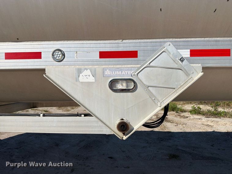 image for item DZ4860 2013 Travis S/97 end dump trailer