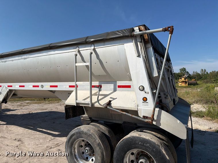 image for item DZ4860 2013 Travis S/97 end dump trailer