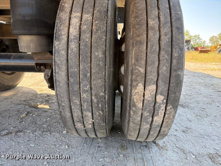 image for item DZ4860 2013 Travis S/97 end dump trailer