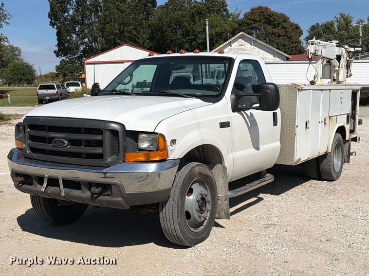 image for item DZ4904 1999 Ford F-450 XL Super Duty utility / service truck