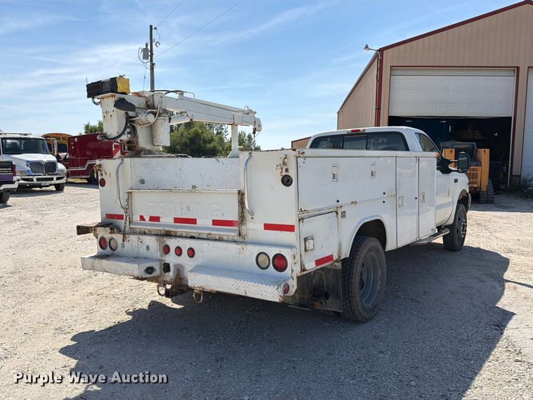 image for item DZ4904 1999 Ford F-450 XL Super Duty utility / service truck
