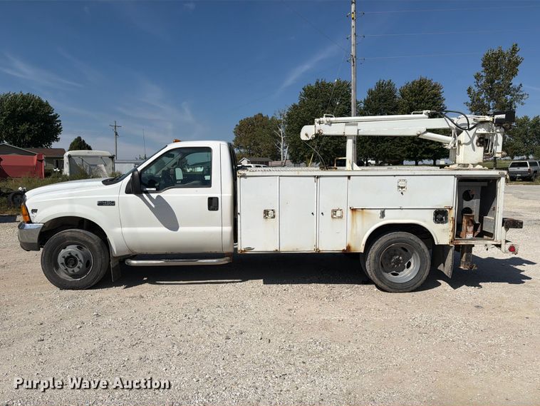 image for item DZ4904 1999 Ford F-450 XL Super Duty utility / service truck