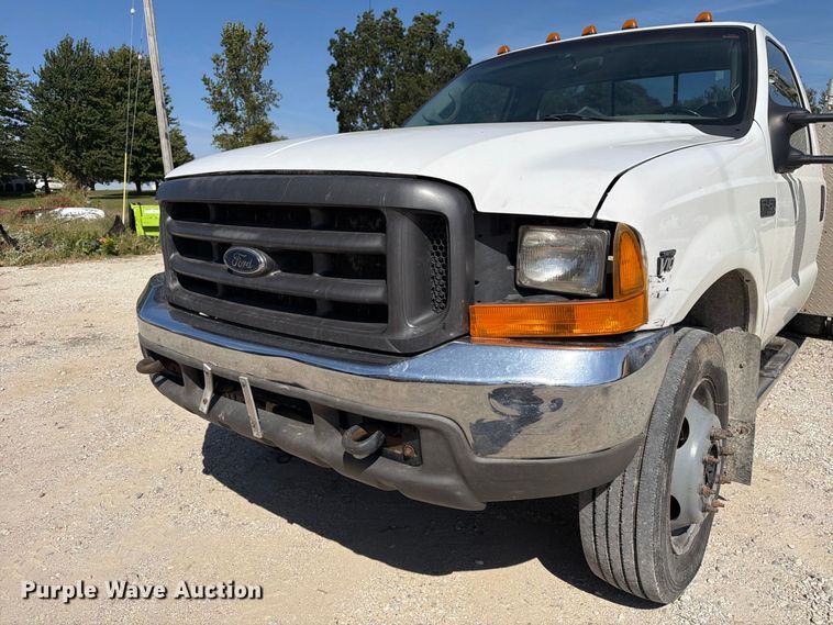 image for item DZ4904 1999 Ford F-450 XL Super Duty utility / service truck
