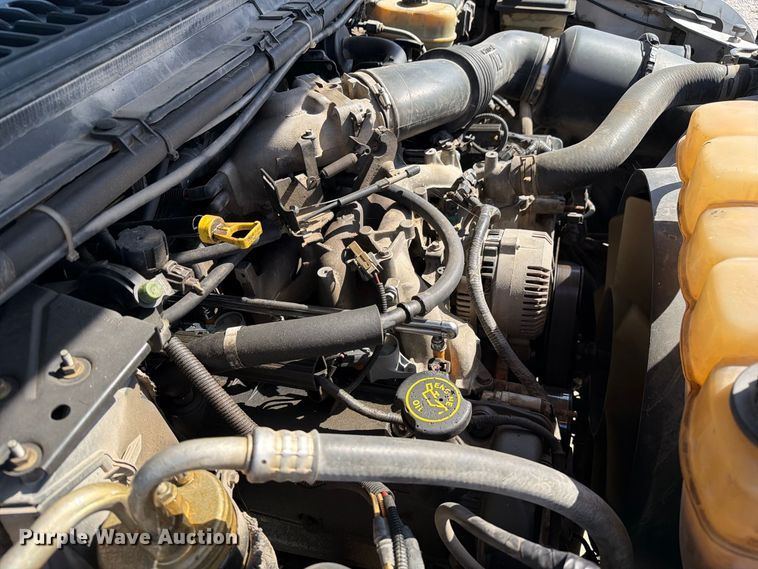 image for item DZ4904 1999 Ford F-450 XL Super Duty utility / service truck