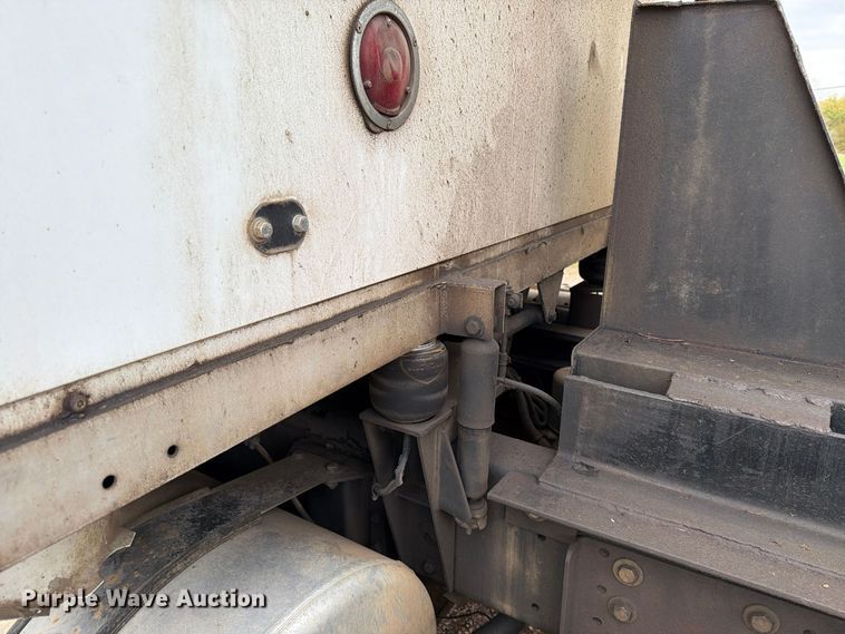 image for item EA0602 2006 Western Star 4900 dump truck