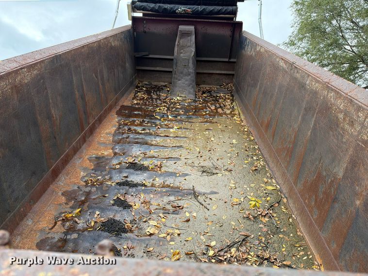 image for item EA0602 2006 Western Star 4900 dump truck