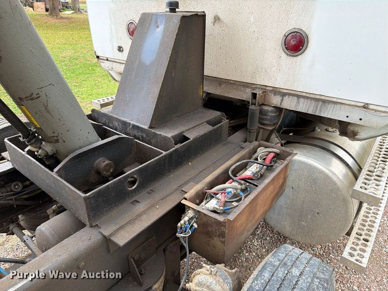 image for item EA0602 2006 Western Star 4900 dump truck