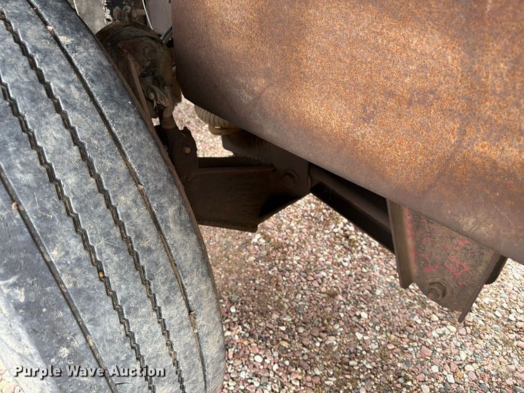 image for item EA0602 2006 Western Star 4900 dump truck