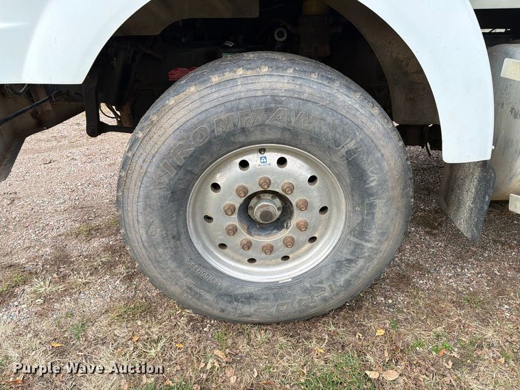 image for item EA0602 2006 Western Star 4900 dump truck
