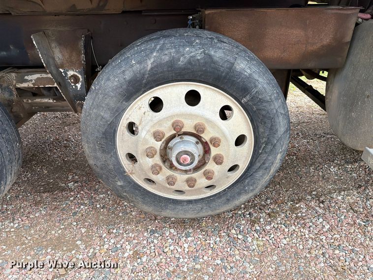 image for item EA0602 2006 Western Star 4900 dump truck