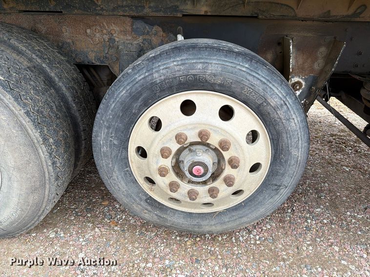 image for item EA0602 2006 Western Star 4900 dump truck