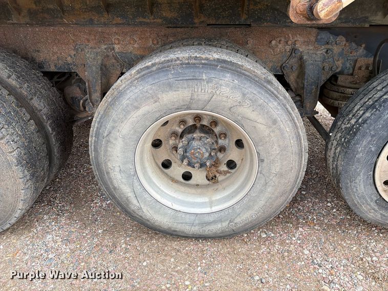 image for item EA0602 2006 Western Star 4900 dump truck
