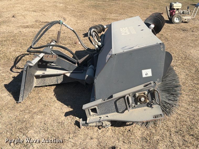 image for item EA7419 2022 CNH Industrial XXX skid steer broom