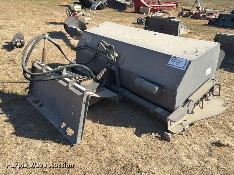 image for item EA7419 2022 CNH Industrial XXX skid steer broom