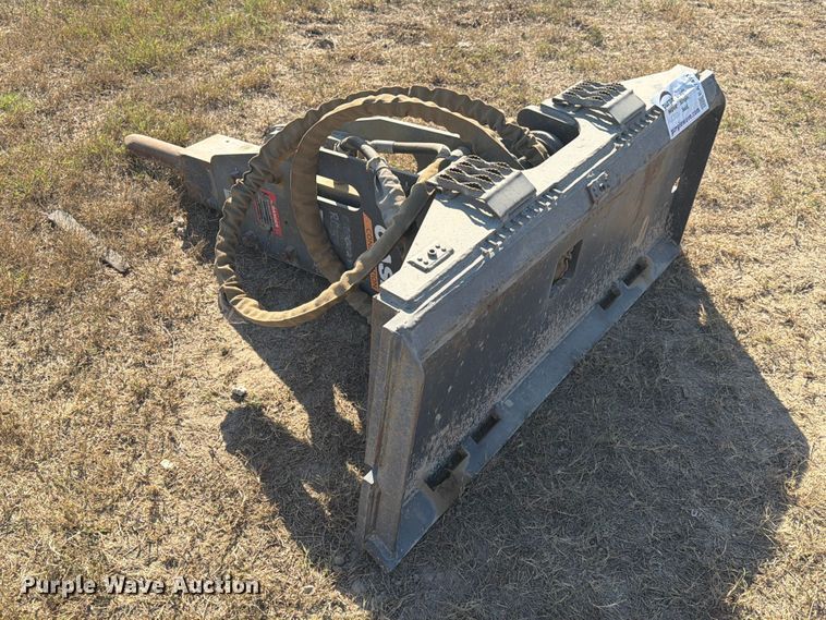 image for item EA7421 2023 Case CH-4M skid steer breaker