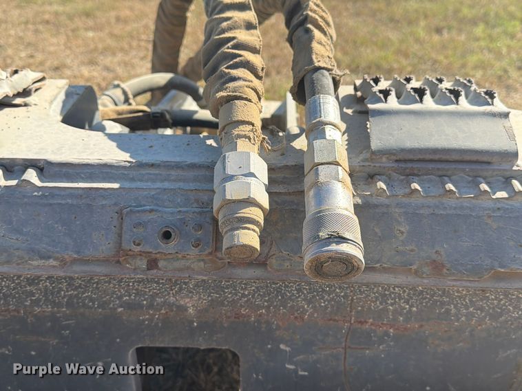 image for item EA7421 2023 Case CH-4M skid steer breaker
