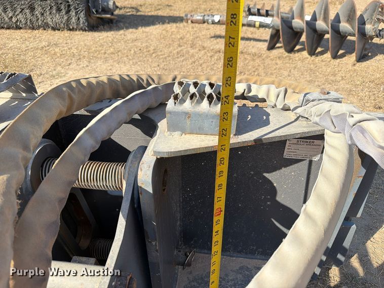 image for item EA7422 2023 Case CH-4M skid steer breaker
