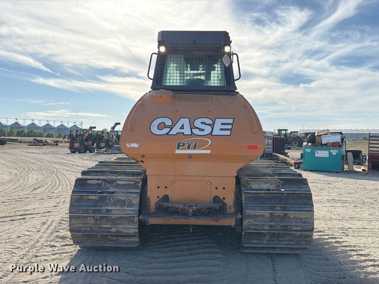 image for item EA7427 2020 Case 2050M dozer