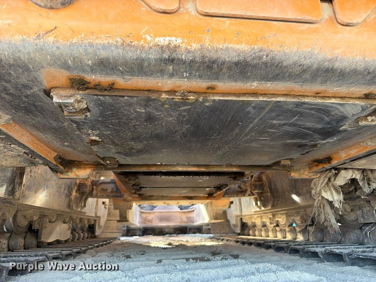 image for item EA7427 2020 Case 2050M dozer