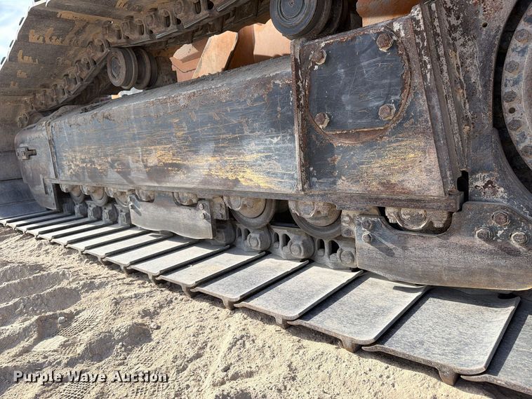 image for item EA7427 2020 Case 2050M dozer