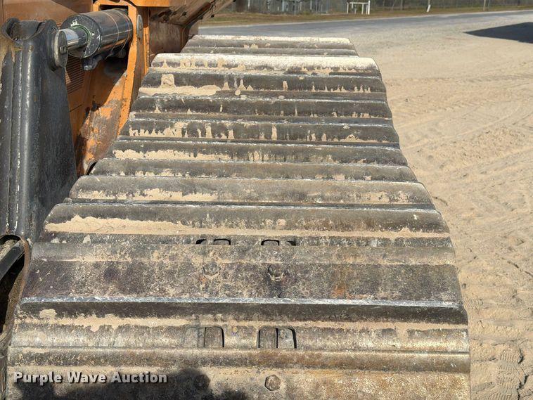 image for item EA7427 2020 Case 2050M dozer