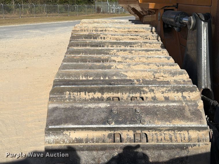 image for item EA7427 2020 Case 2050M dozer