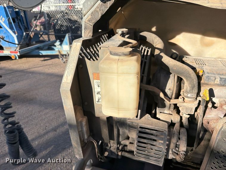 image for item EL2671 2014 Wacker Neuson LTN6L light plant