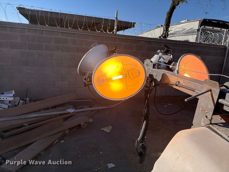 image for item EL2672 2014 Wacker Neuson LTN6L light plant