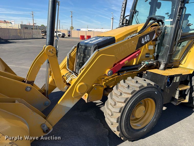 image for item EL2673 2019 Caterpillar 440 backhoe