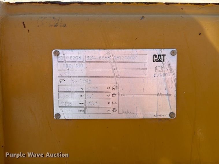 image for item EL2673 2019 Caterpillar 440 backhoe