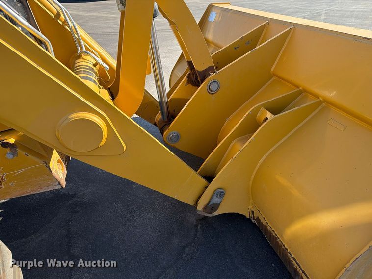 image for item EL2673 2019 Caterpillar 440 backhoe