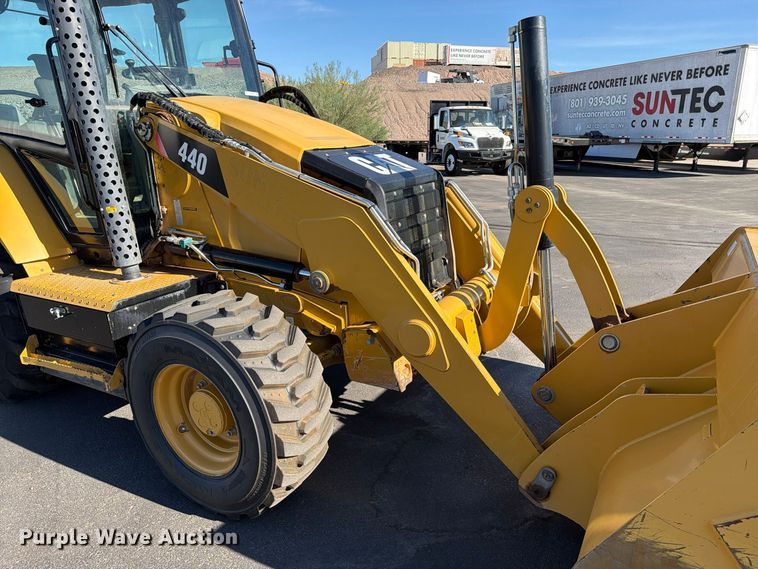 image for item EL2673 2019 Caterpillar 440 backhoe