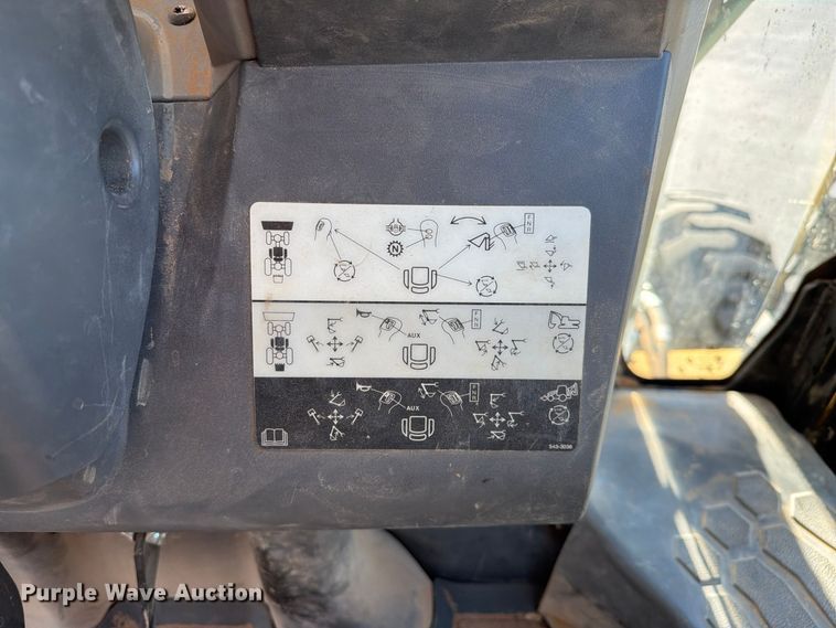 image for item EL2673 2019 Caterpillar 440 backhoe