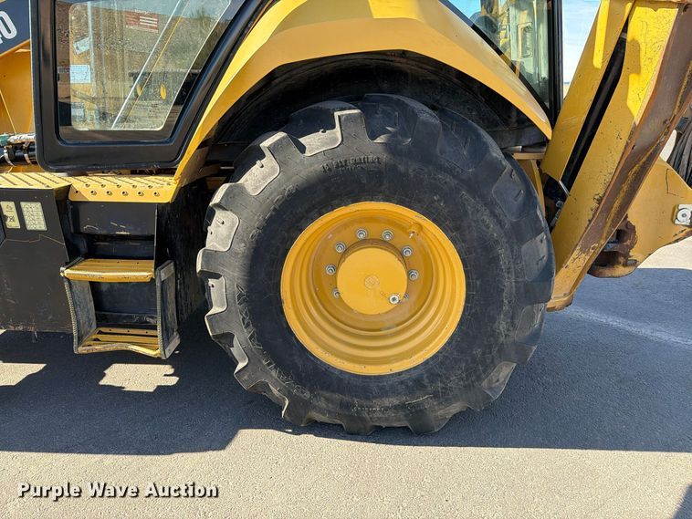 image for item EL2673 2019 Caterpillar 440 backhoe