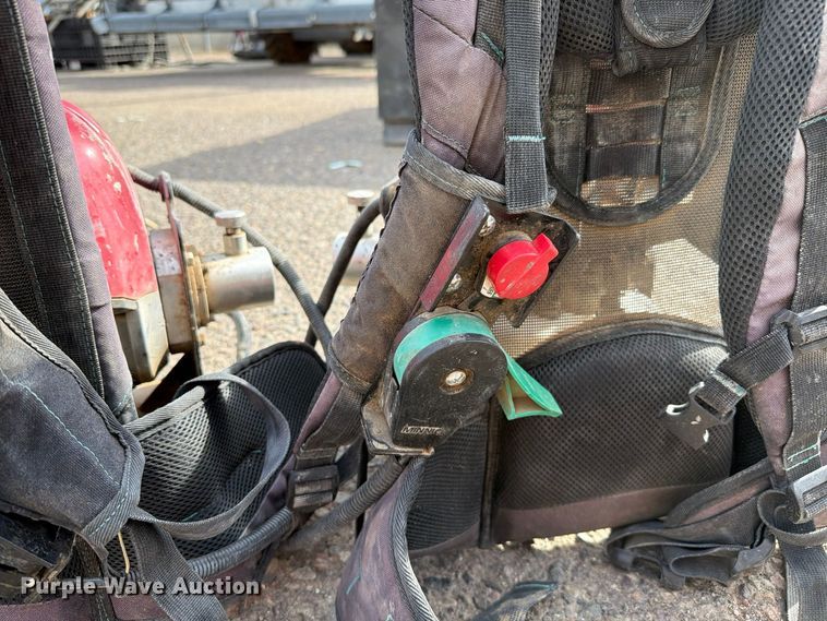 image for item EL2678 (2) backpack concrete vibrators