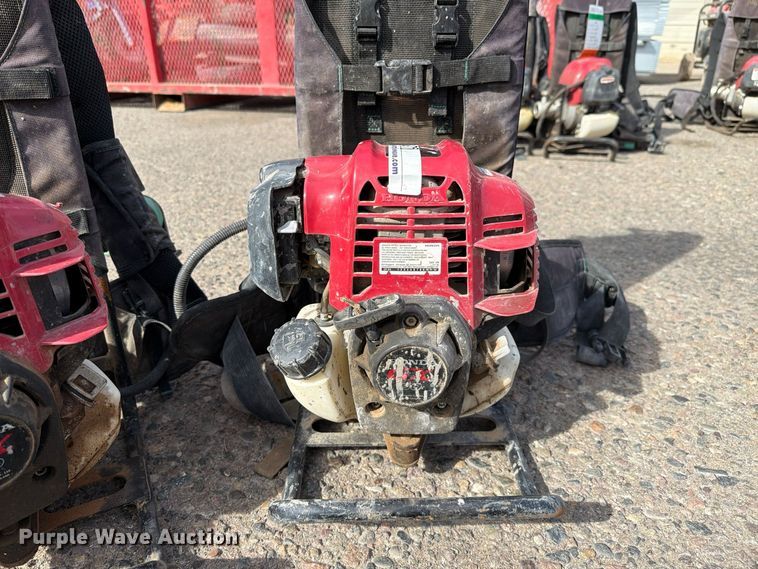 image for item EL2678 (2) backpack concrete vibrators