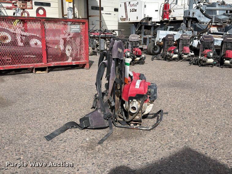 image for item EL2679 (2) backpack concrete vibrators