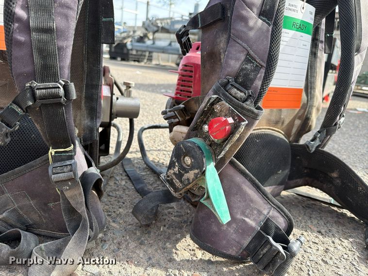 image for item EL2679 (2) backpack concrete vibrators