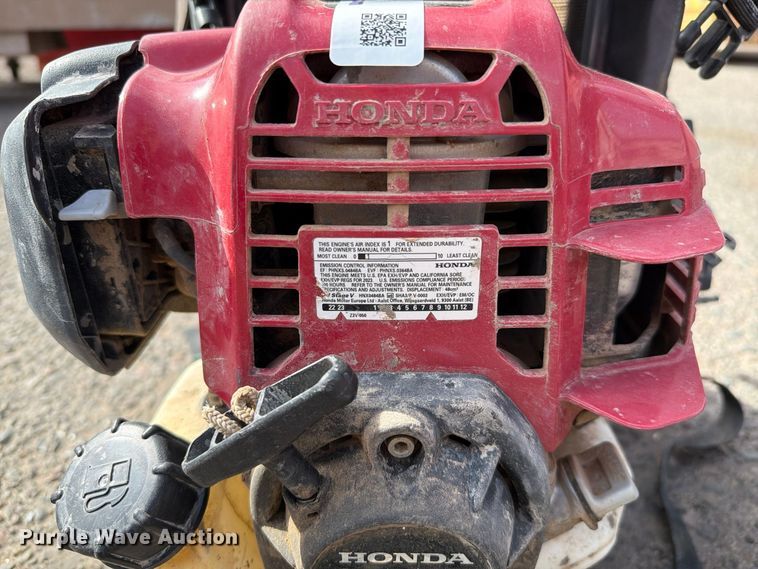 image for item EL2679 (2) backpack concrete vibrators