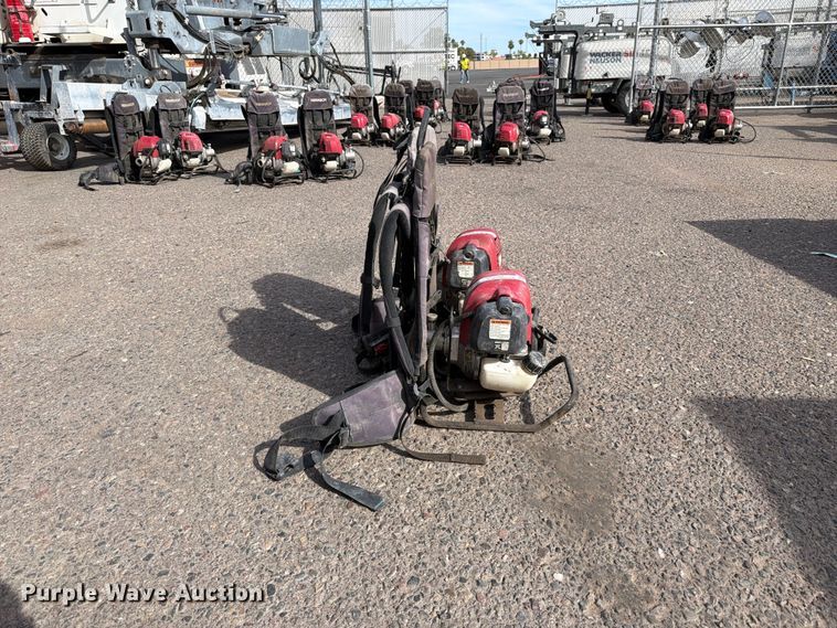 image for item EL2680 (2) backpack concrete vibrators