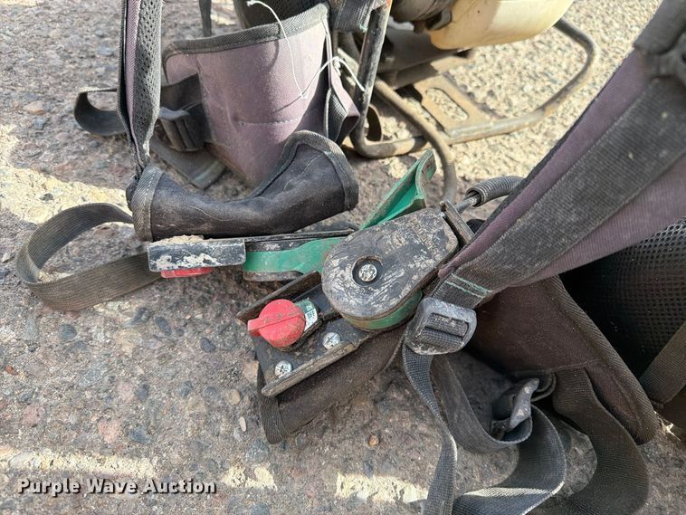 image for item EL2680 (2) backpack concrete vibrators