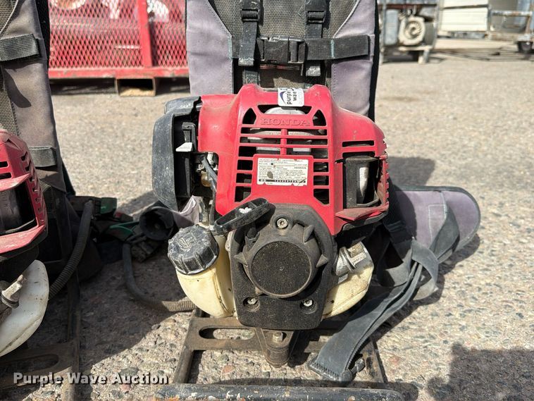 image for item EL2680 (2) backpack concrete vibrators